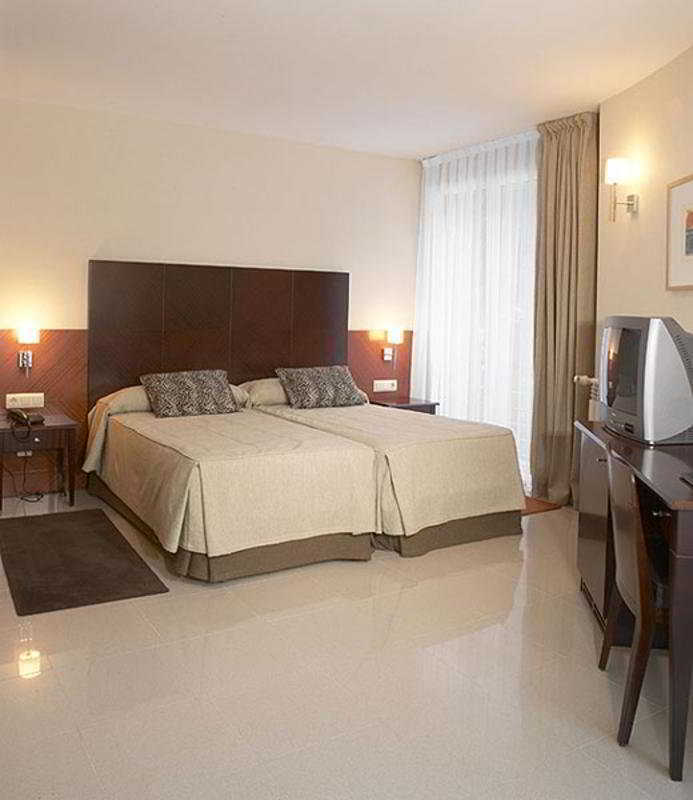 Hotel Mu La Cortinada Chambre photo