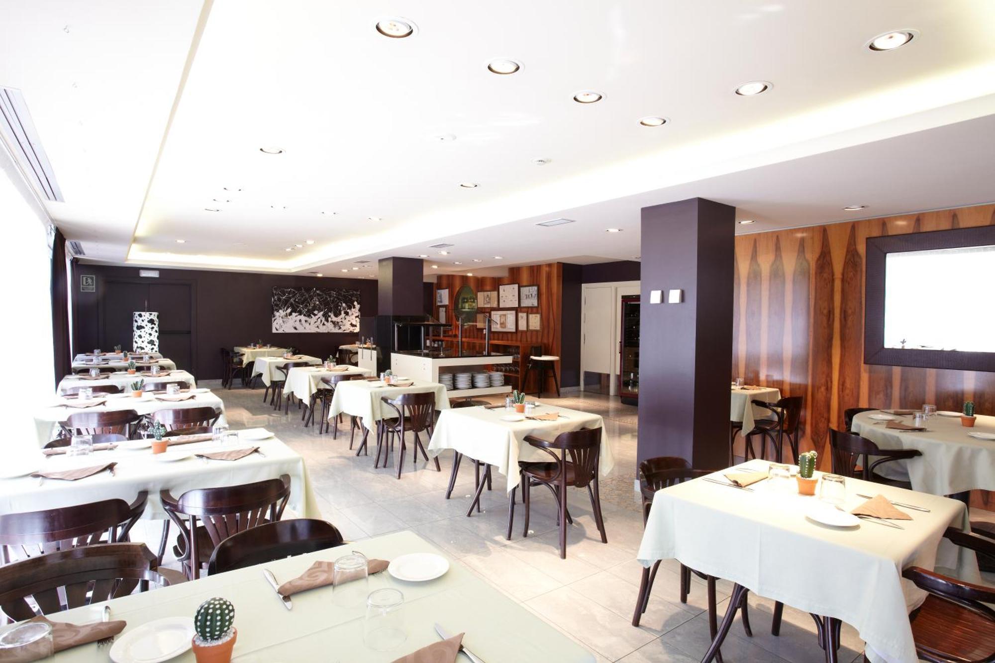 Hotel Mu La Cortinada Restaurant photo