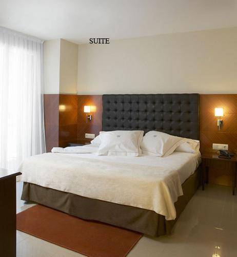 Hotel Mu La Cortinada Chambre photo