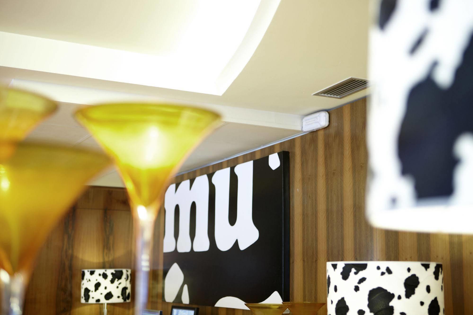 Hotel Mu La Cortinada Extérieur photo